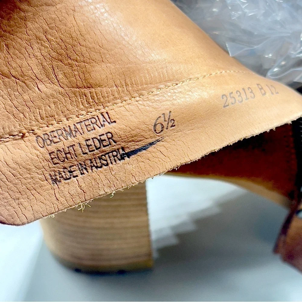New Paul Green Sloane Leather Heel Ankle Boots